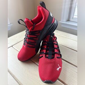 Puma Red Axelion Cross Trainers